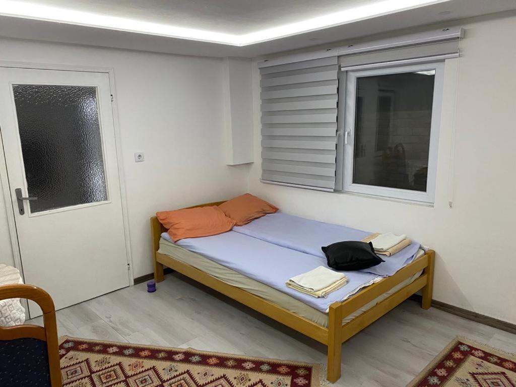 Apartman White River ซาราเยโว ภายนอก รูปภาพ